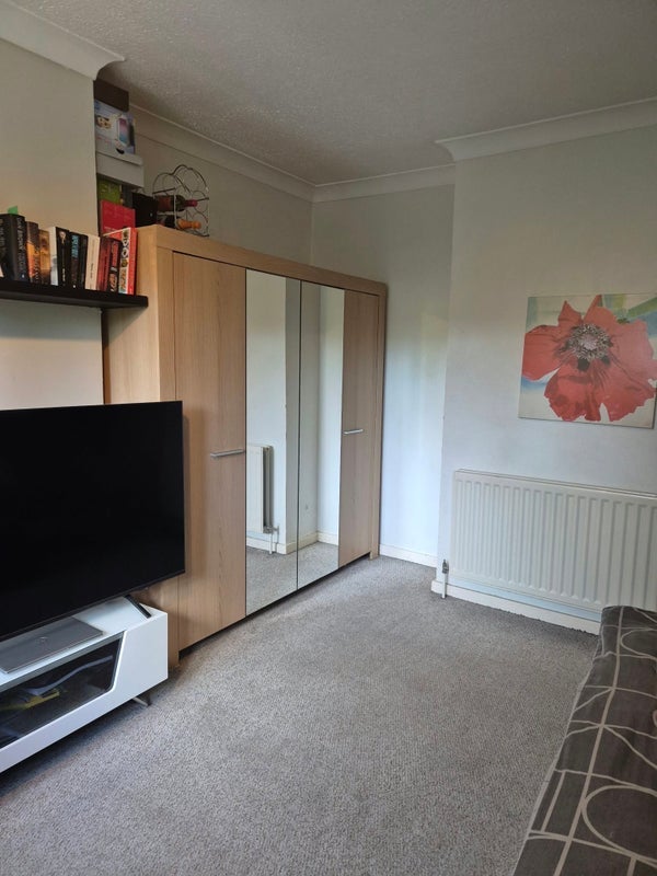 Room Parkfield Crescent in Tamworth