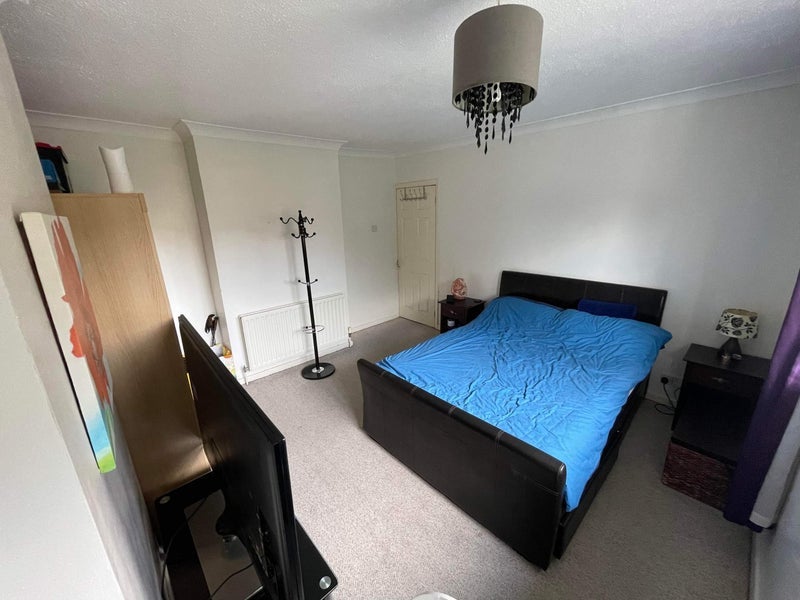 Room Parkfield Crescent in Tamworth
