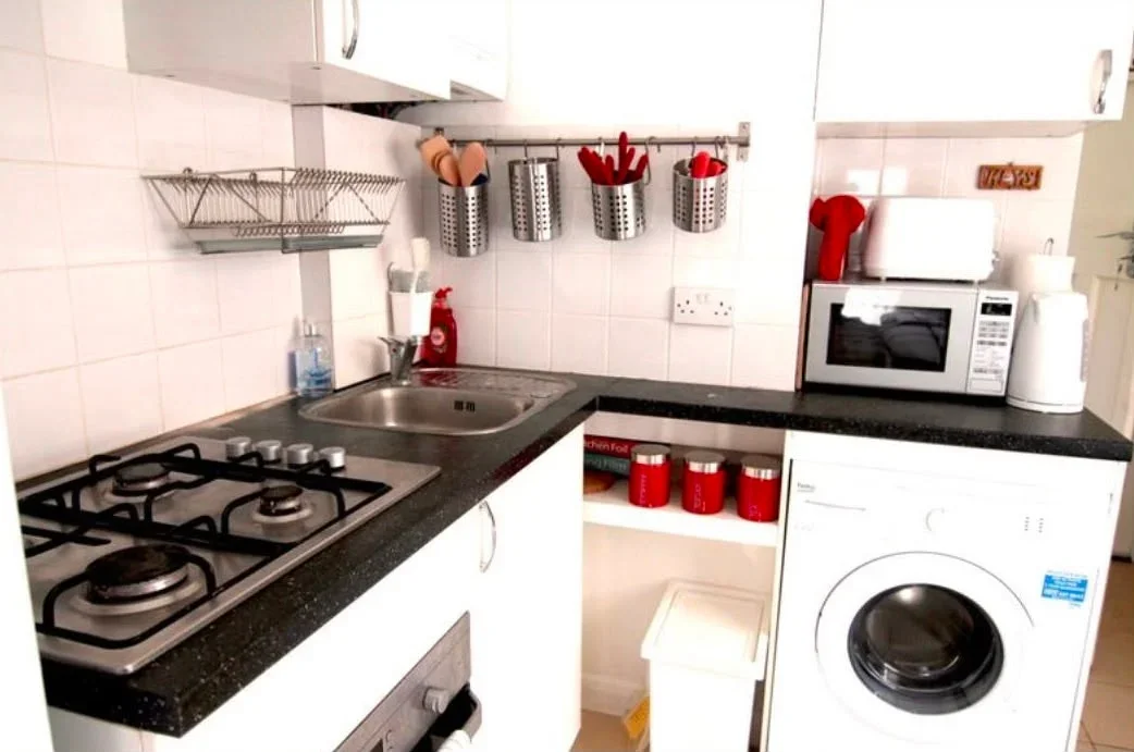 Flat Birchen Grove in Greater London
