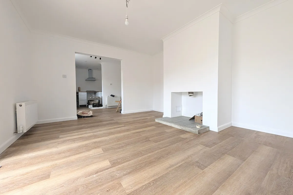 House Ash Grove in Llanharry