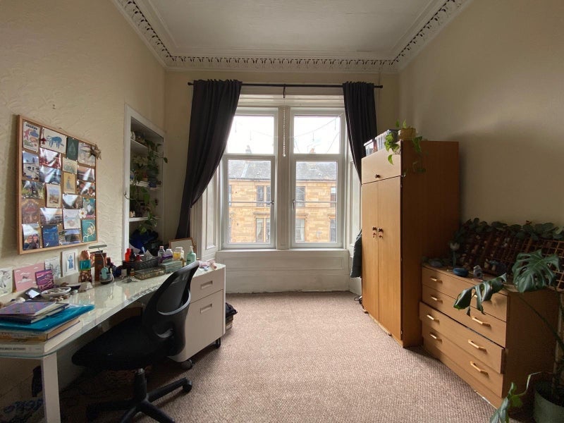 Room Cresswell Street in Glasgow