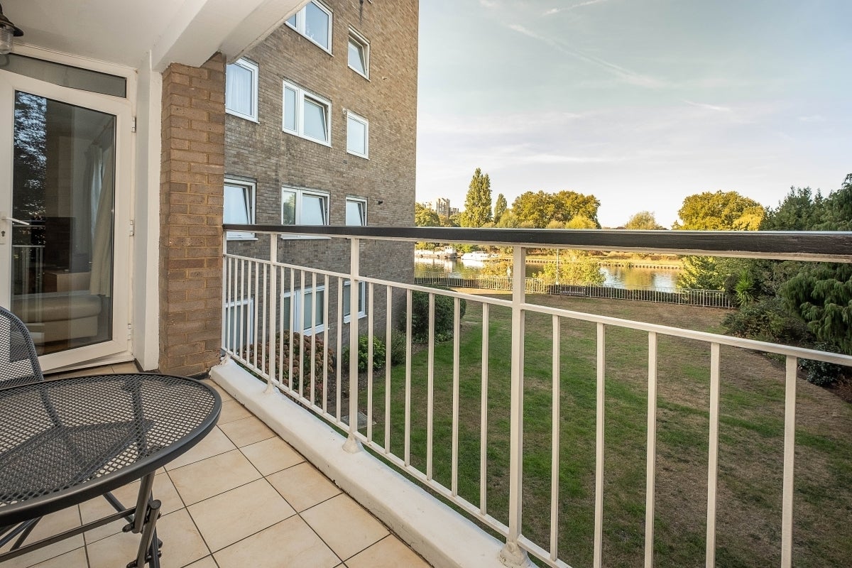 Flat The Albany in Greater London