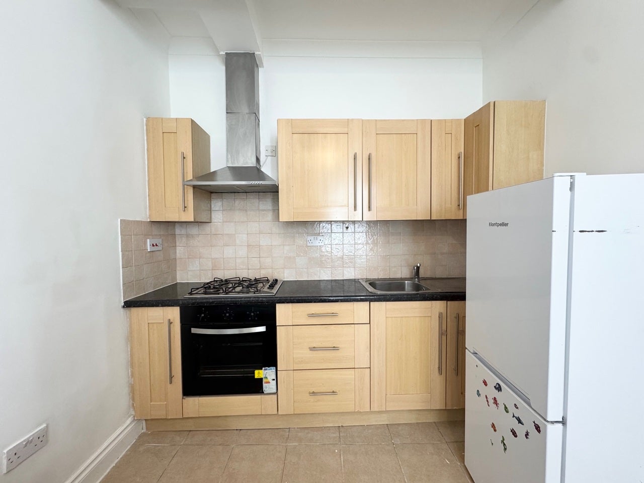 Flat Jackson Road in Greater London