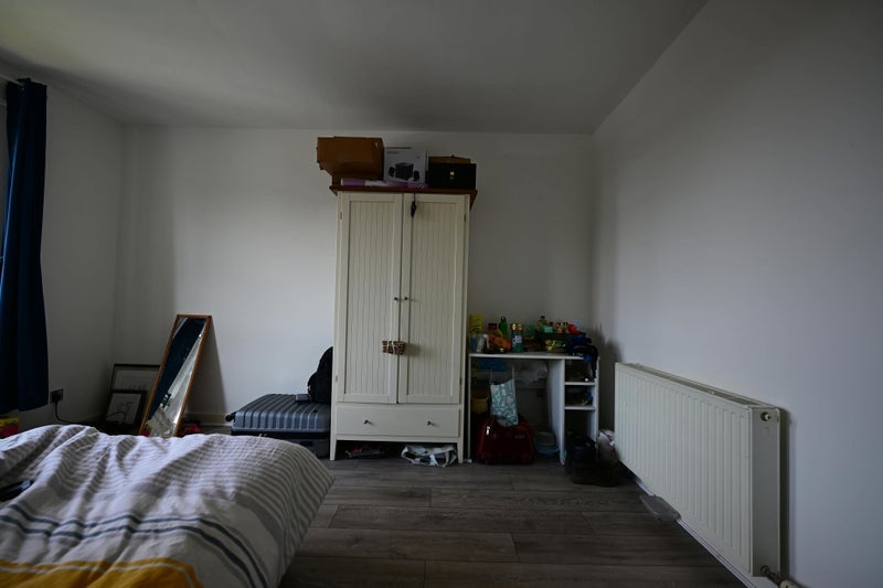 Room Cumlodden Drive in Glasgow