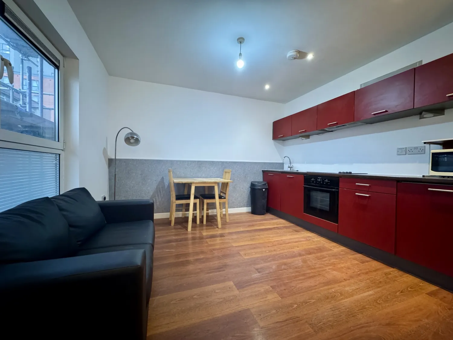 Flat Upper Allen Street in Sheffield