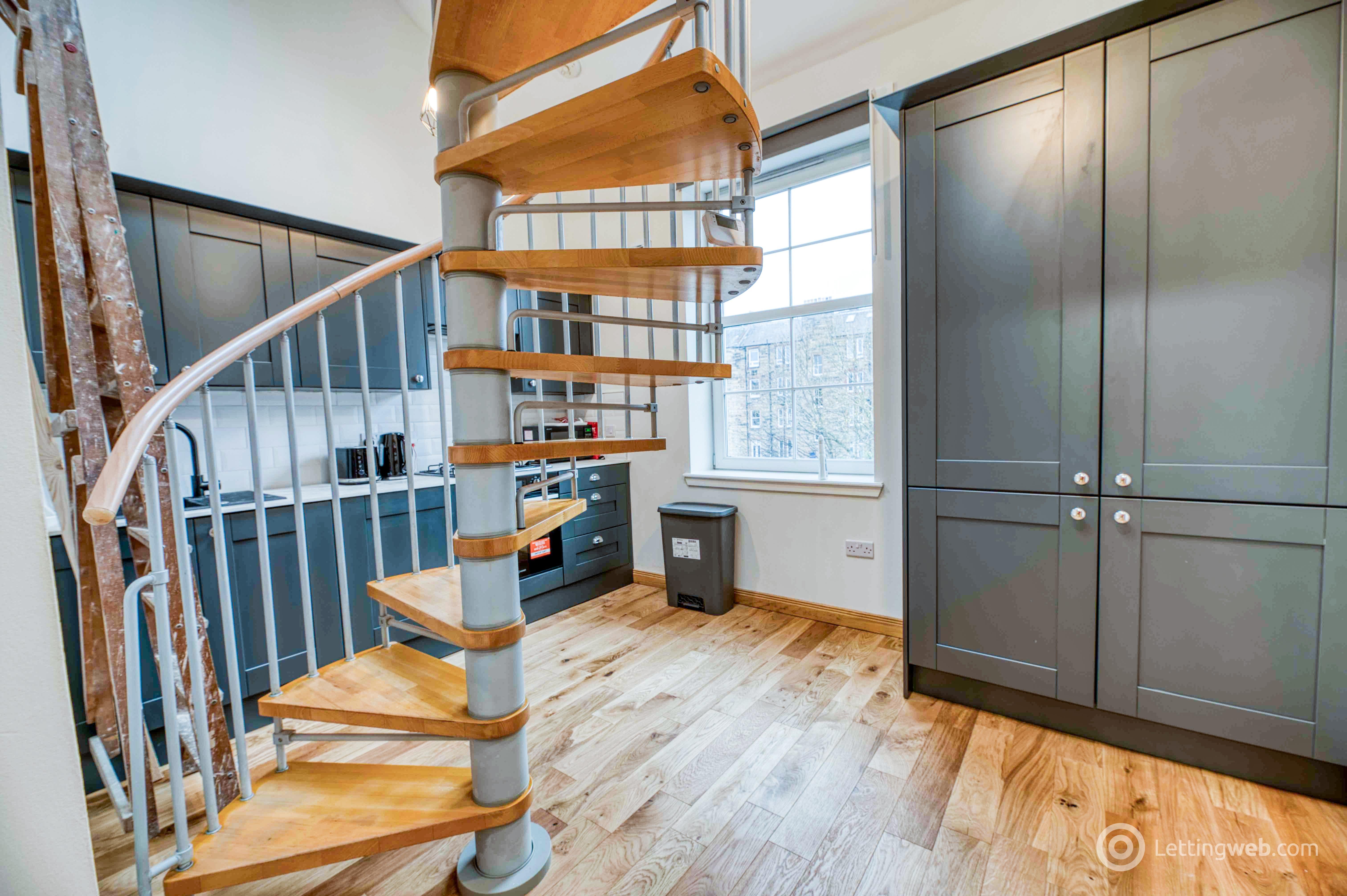 Flat Watson Crescent in City of Edinburgh