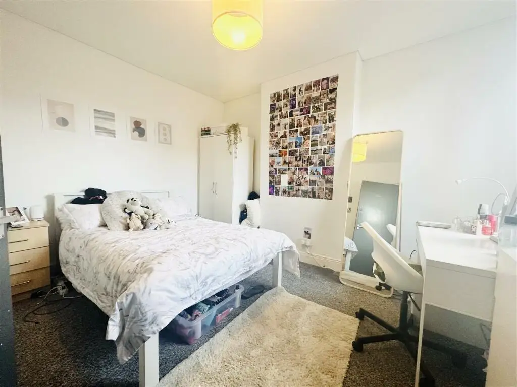 House Teversal Avenue in Nottingham