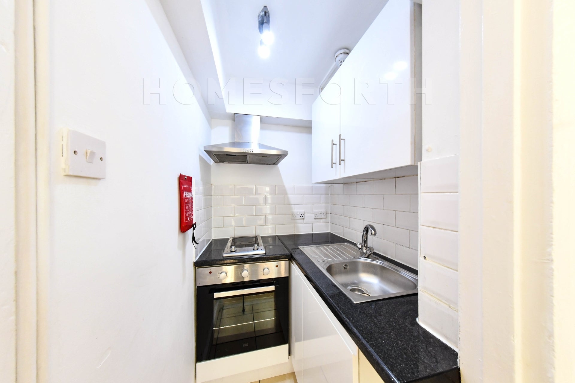 Room Belsize Road in Greater London