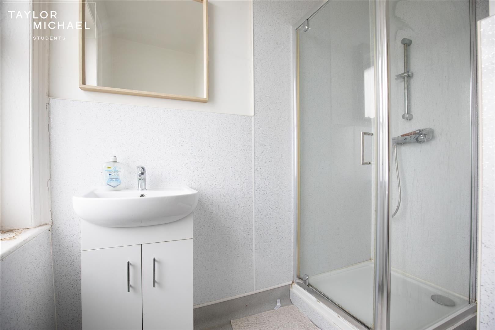 Room Powis Grove in Brighton