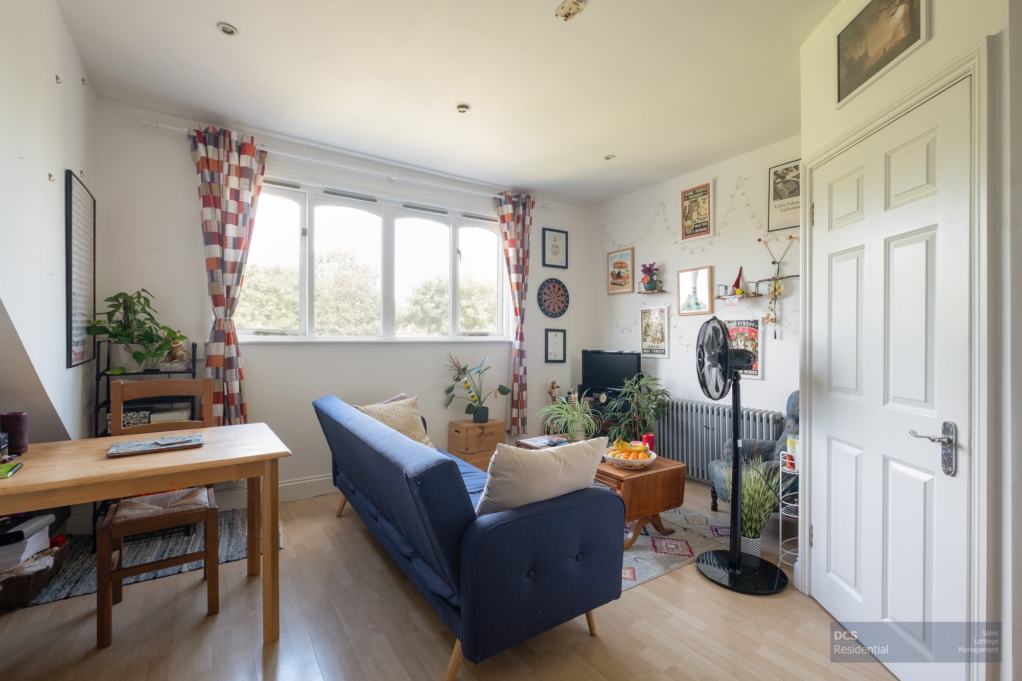 Flat Lordship Park in Greater London