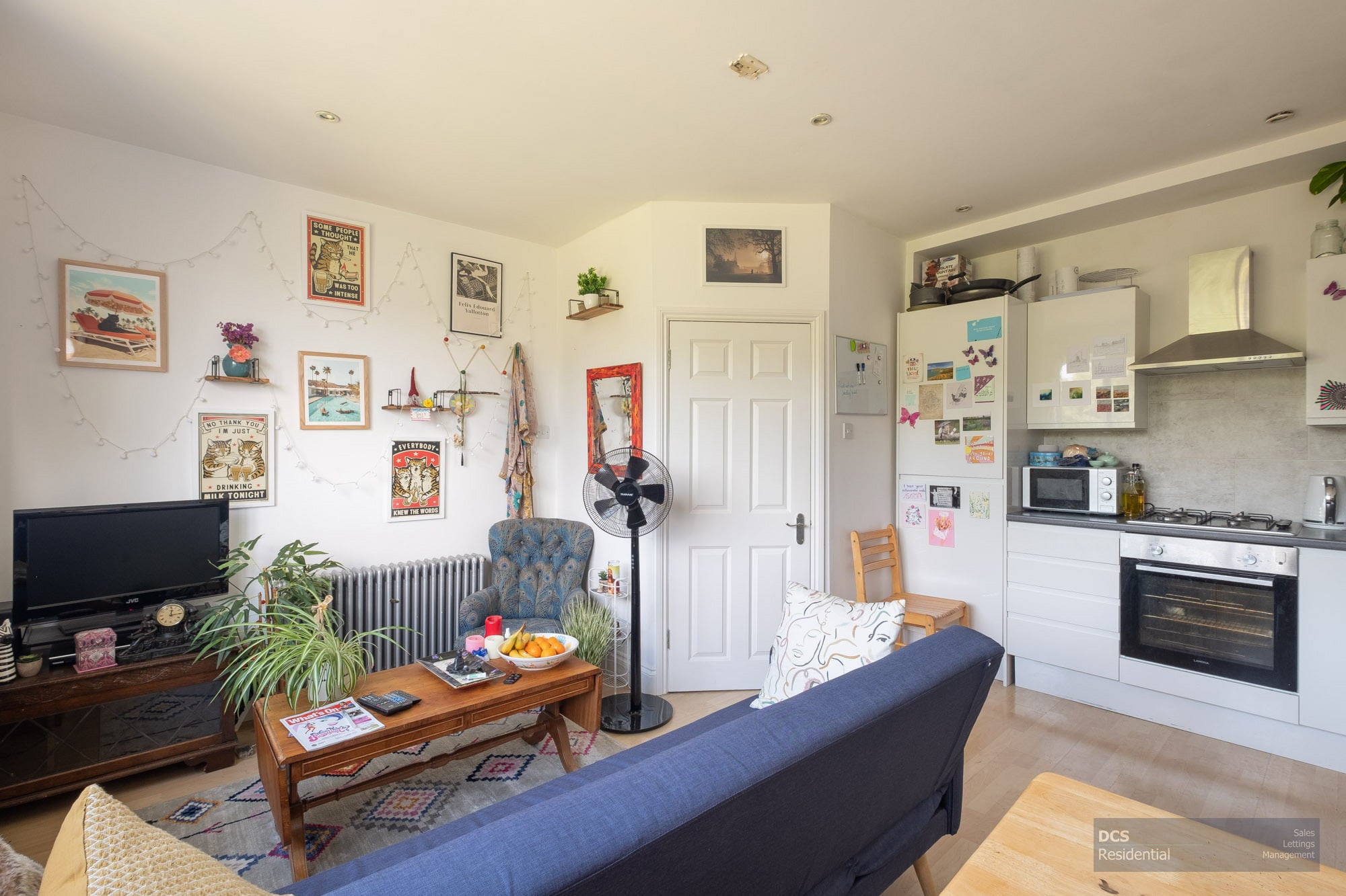 Flat Lordship Park in Greater London