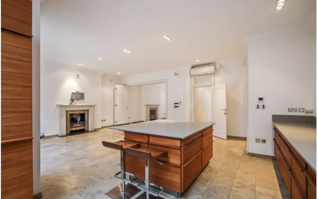 Flat Hamilton Terrace in City of Westminster