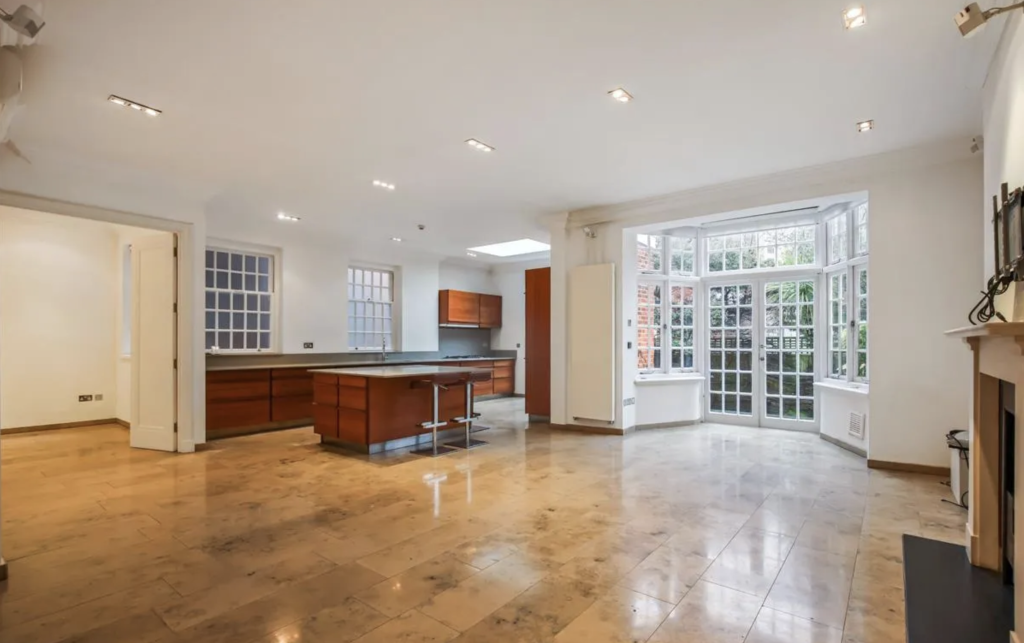 Flat Hamilton Terrace in City of Westminster