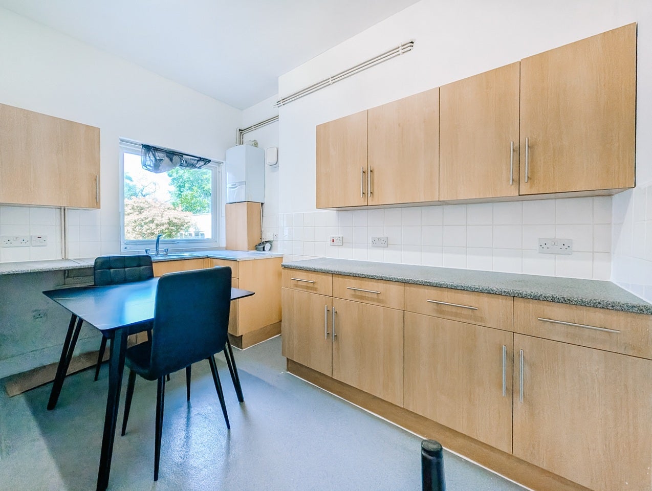 Flat Norfolk Road in Greater London