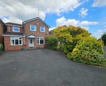 House Vicar Wood Way in Amber Valley