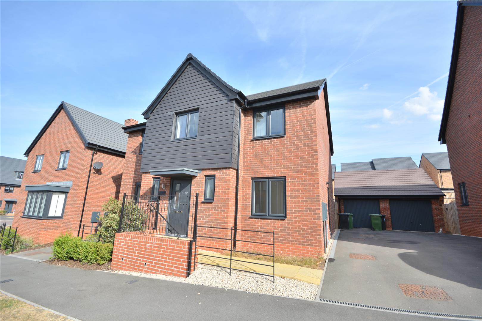 House Vicar Wood Way in Amber Valley