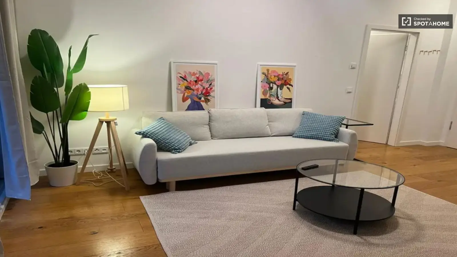 Wohnung Hausburgstraße in Berlin