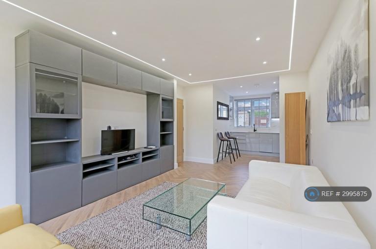 House Newark Road in Greater London