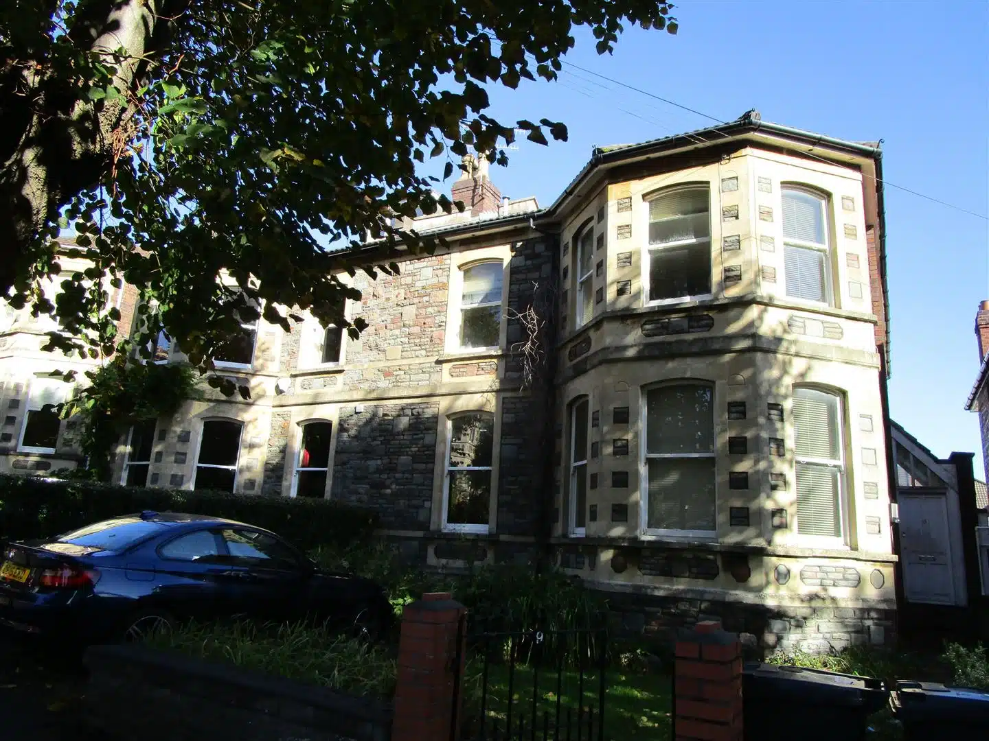 Flat Limerick Road in Bristol