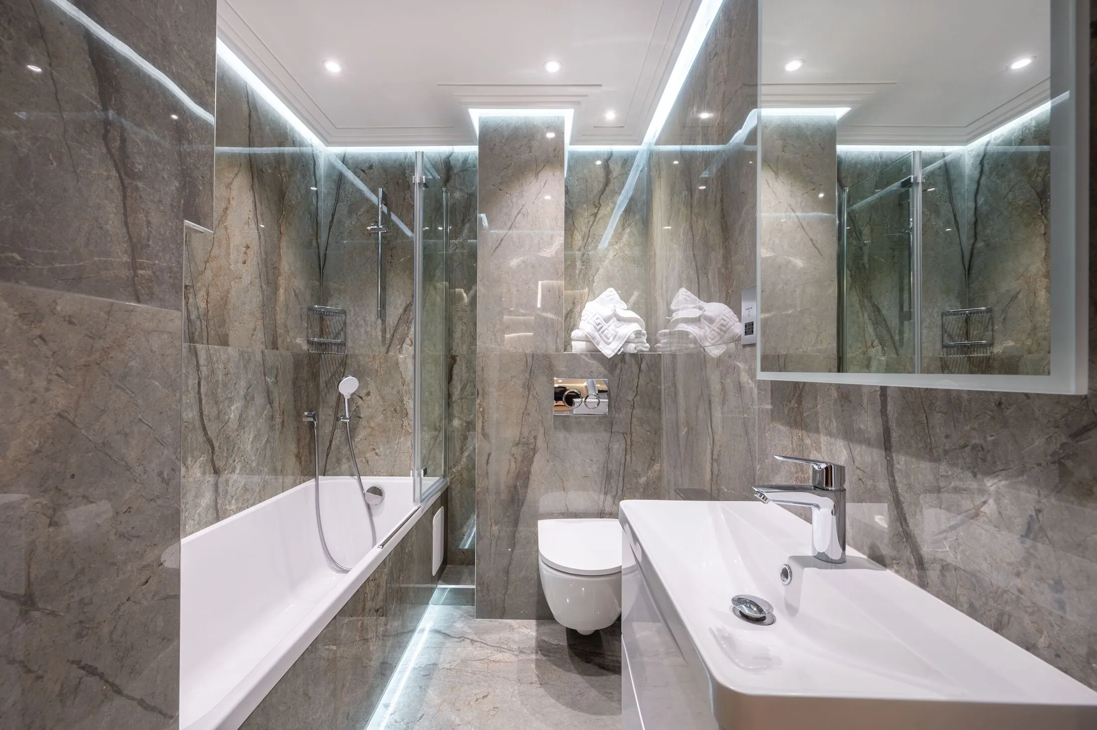 Flat Queensway in City of Westminster