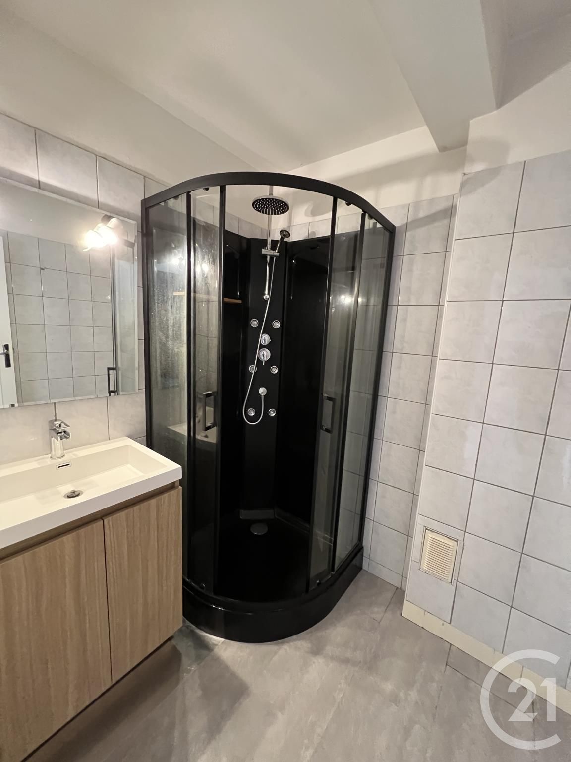 Flat Rue du Vert Galant in Moulins