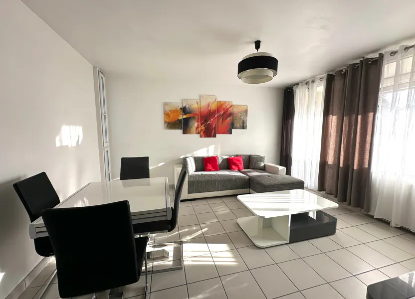 Flat Avenue Général de Gaulle in Caluire-et-Cuire