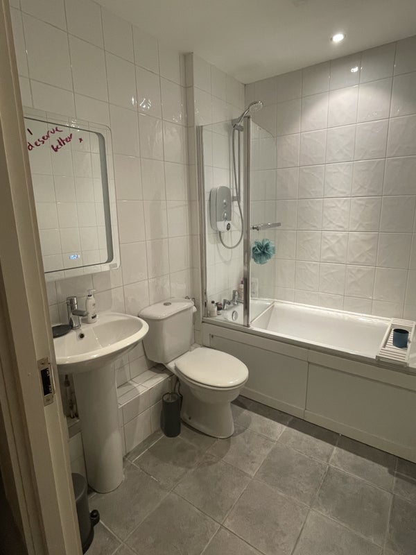 Room Renfield Street in Glasgow