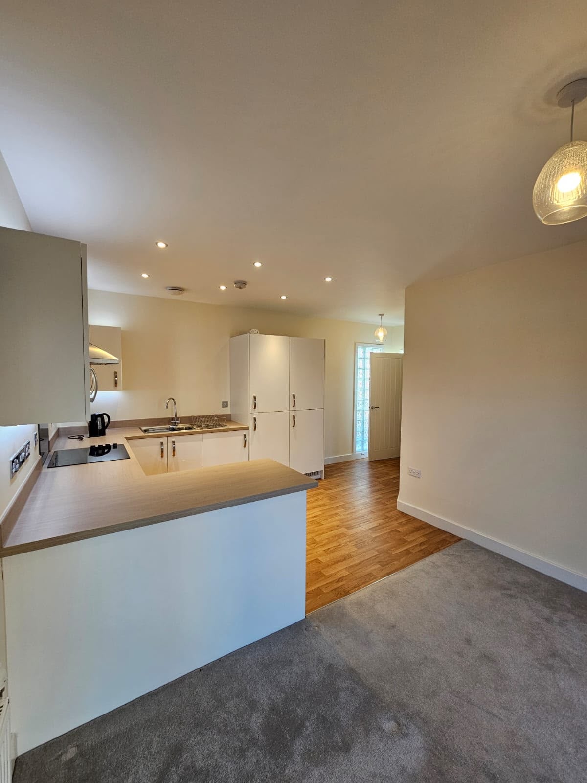 Flat Mallard Close in Stratford-on-Avon
