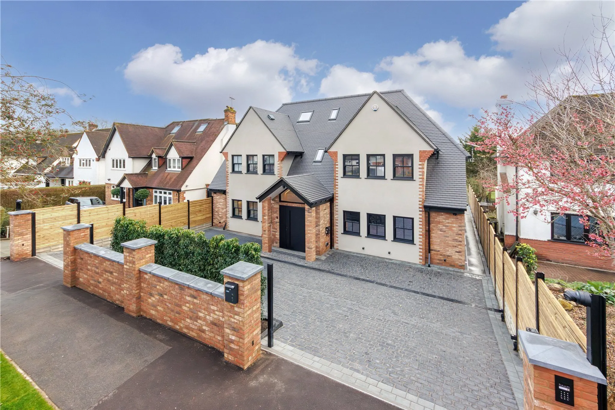 House The Gardens in Welwyn Hatfield