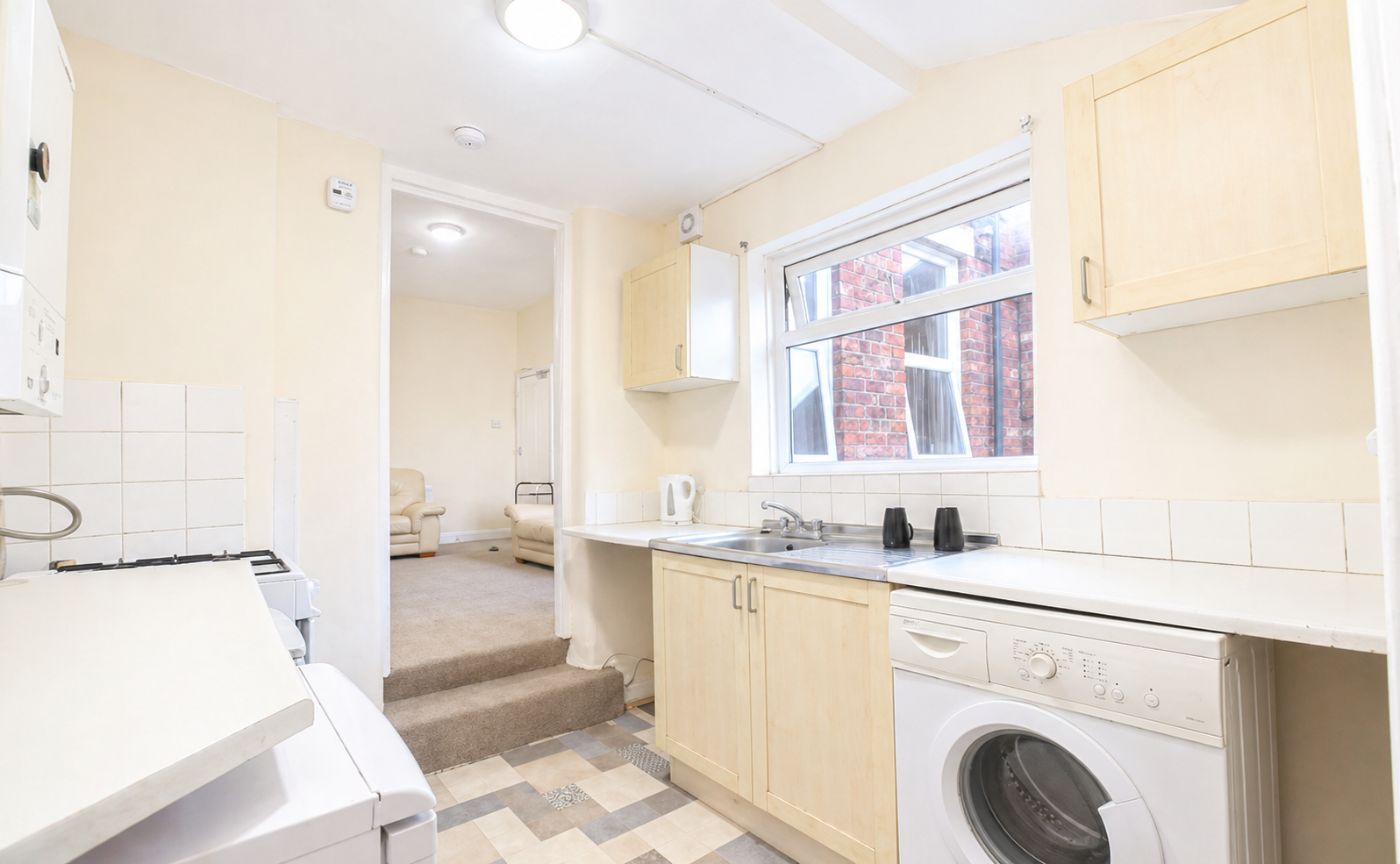 Flat Simonside Terrace in Newcastle upon Tyne