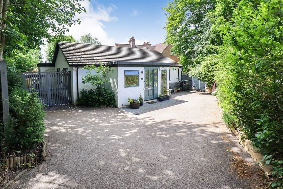 House Coach Lane in Harpenden Rural