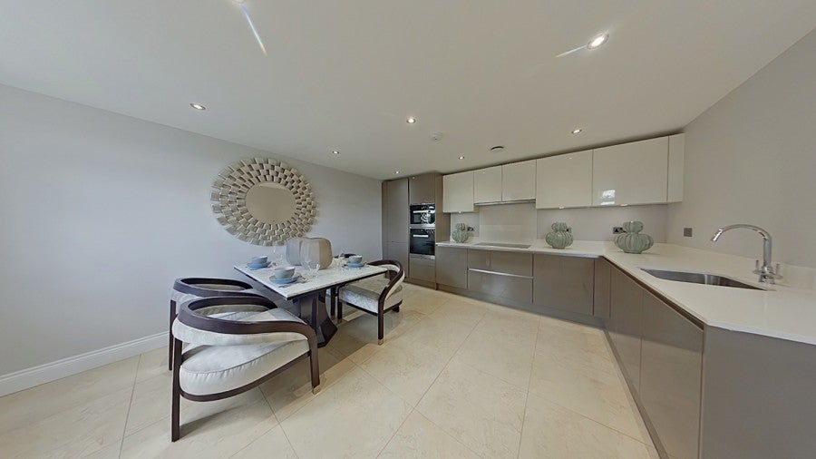 Flat Marlborough Drive in Hertsmere