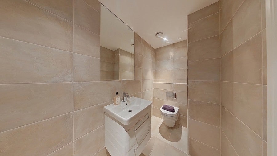 Flat Marlborough Drive in Hertsmere