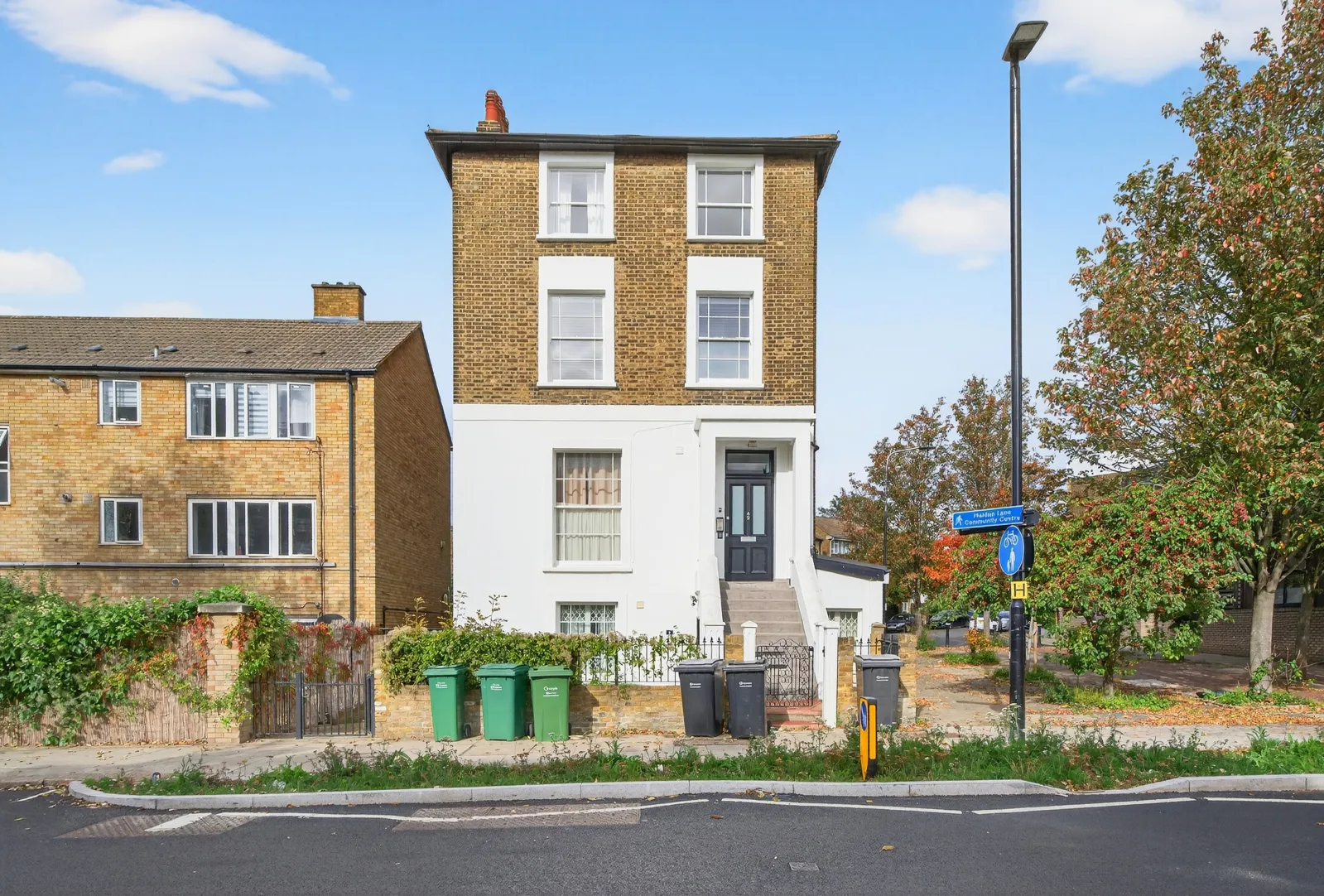 Flat Agar Grove in Greater London