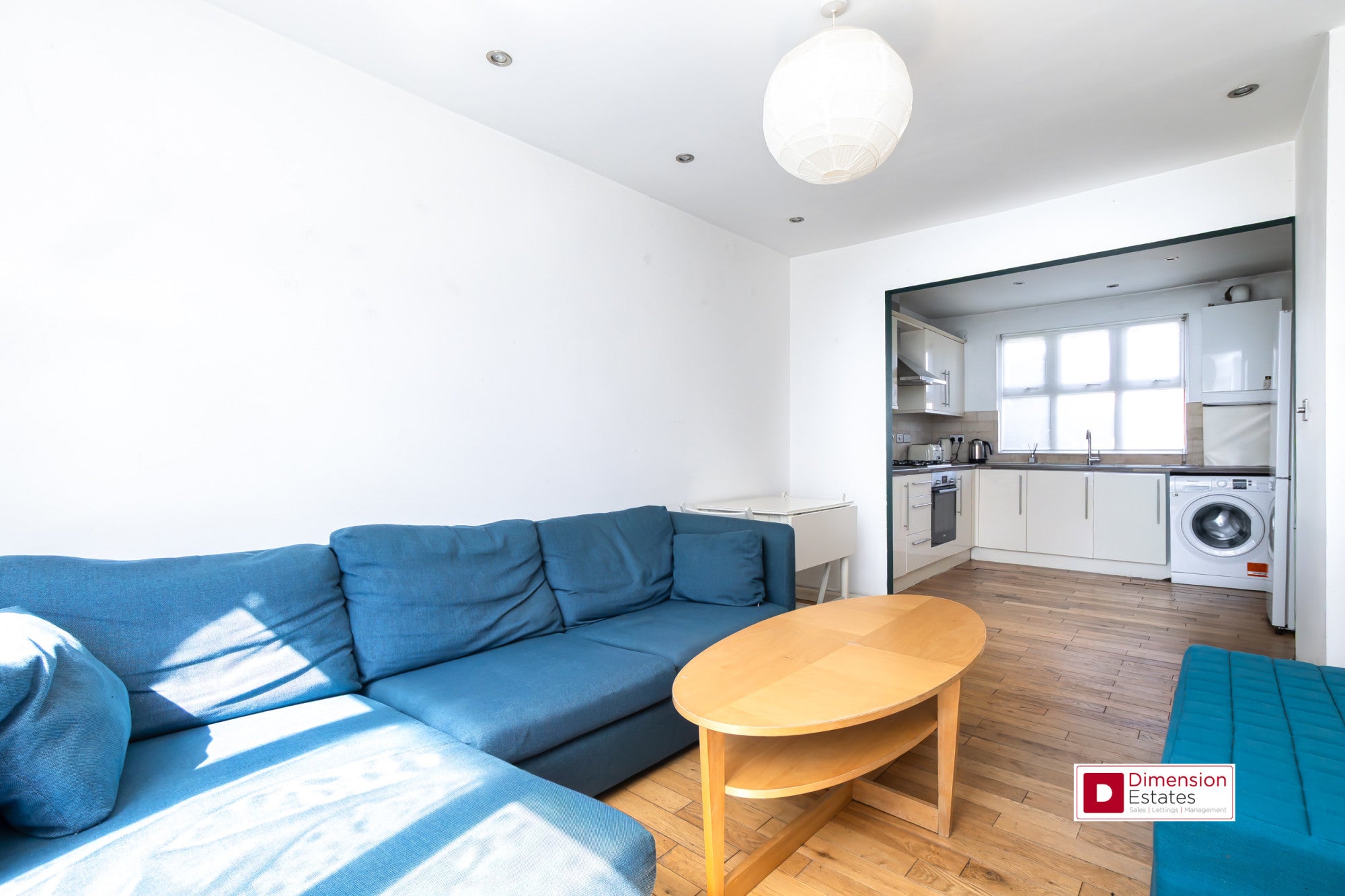 Flat Mount Pleasant Lane in Greater London