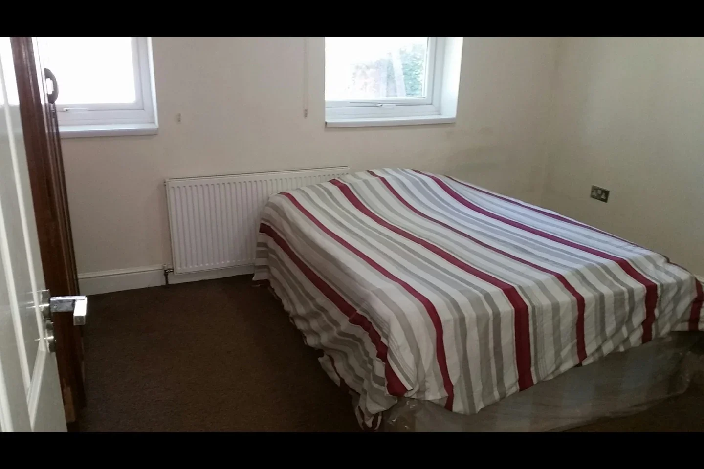 Room Elfrida Close in Margate