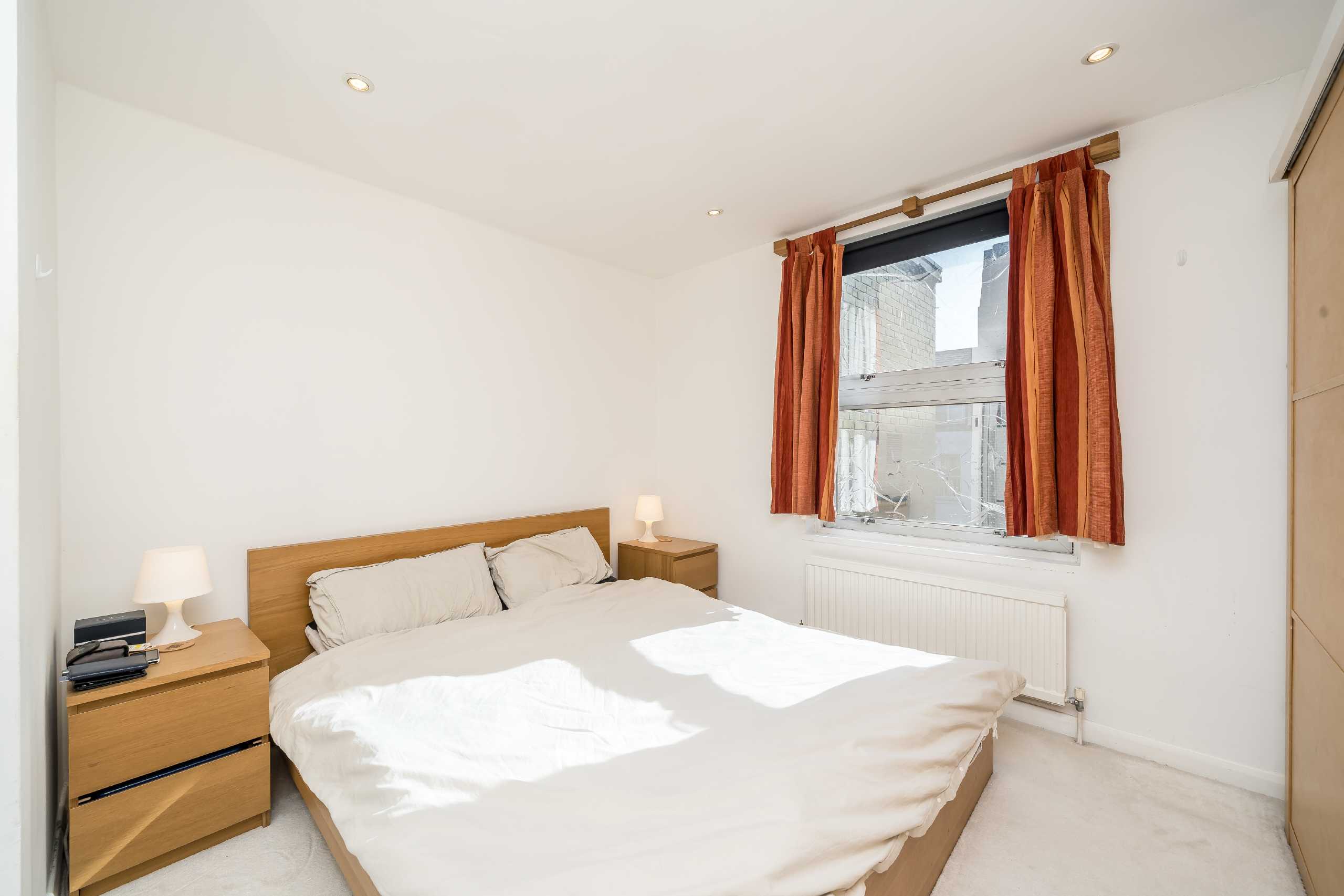 Flat Inverness Terrace in City of Westminster