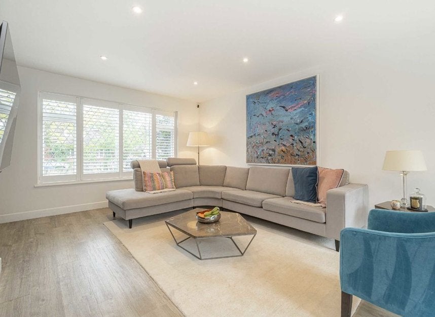 House Vereker Drive in Borough of Spelthorne