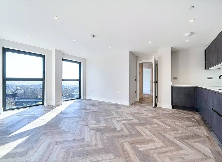 Flat Cockfosters Road in Greater London