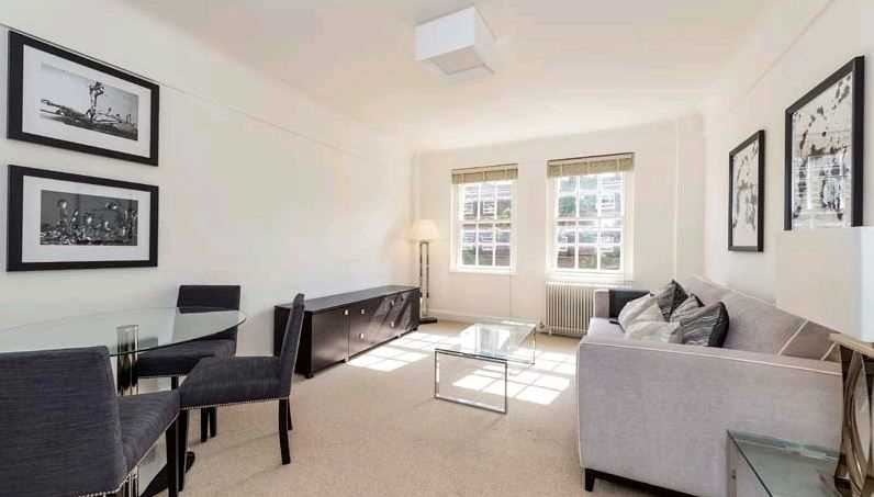 Flat Fulham Road in Greater London