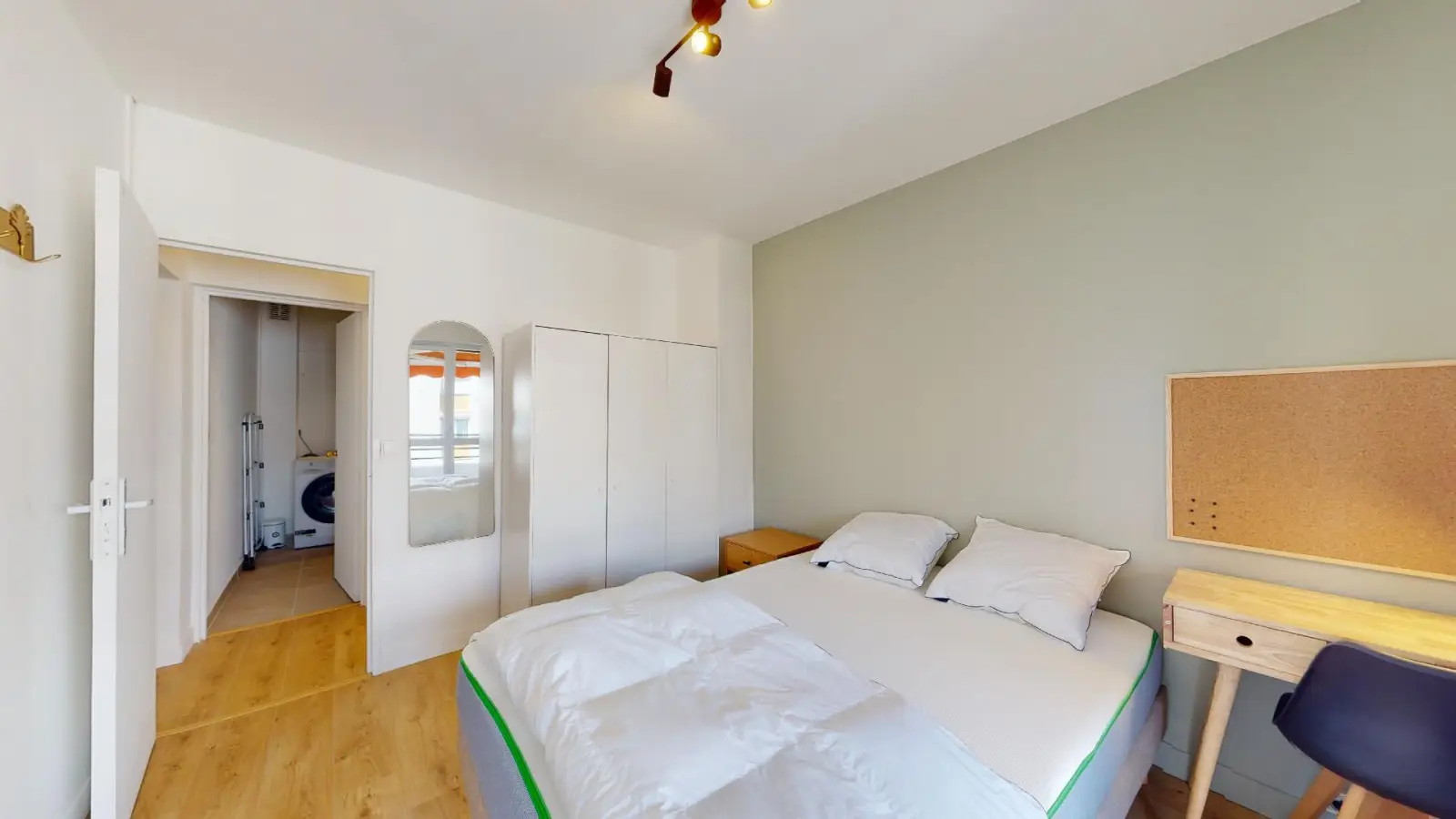 Room Rue du Médecin-Colonel Albert Chemin in Bordeaux