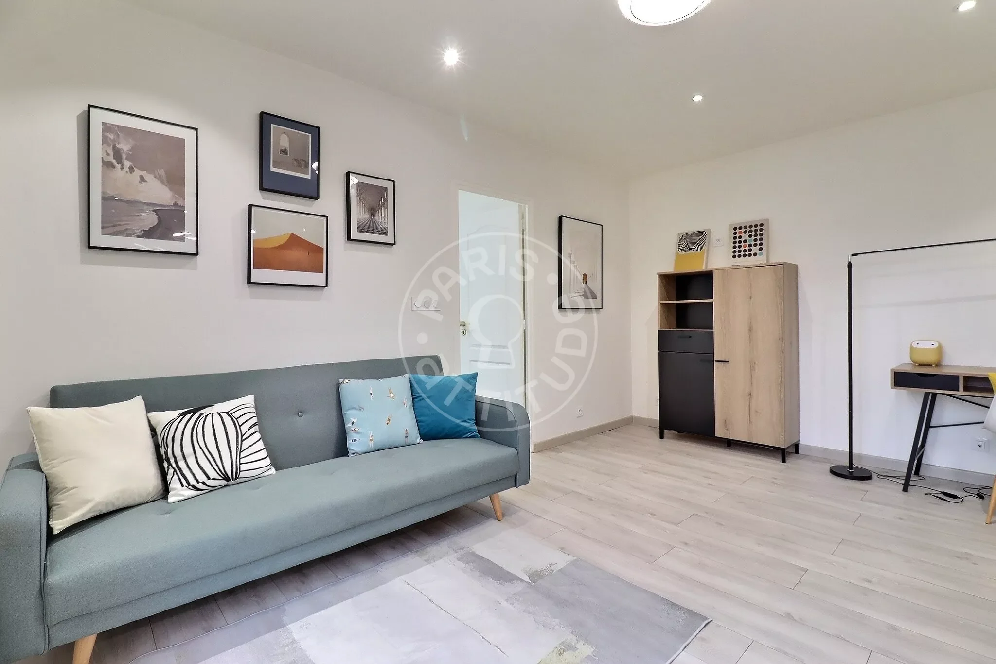 Flat Rue Gutenberg in Paris