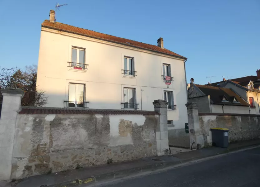 Flat Place de Gerbrois in Château-Thierry