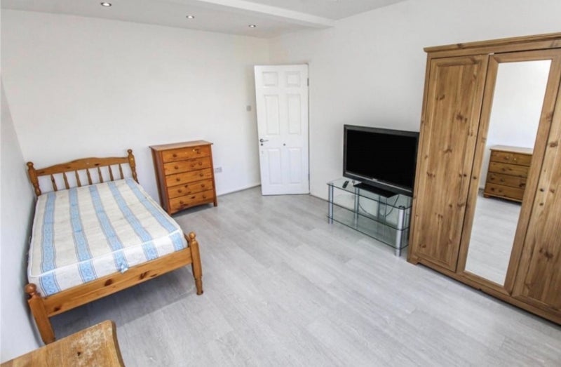 Flat Hutton Road in Brentwood