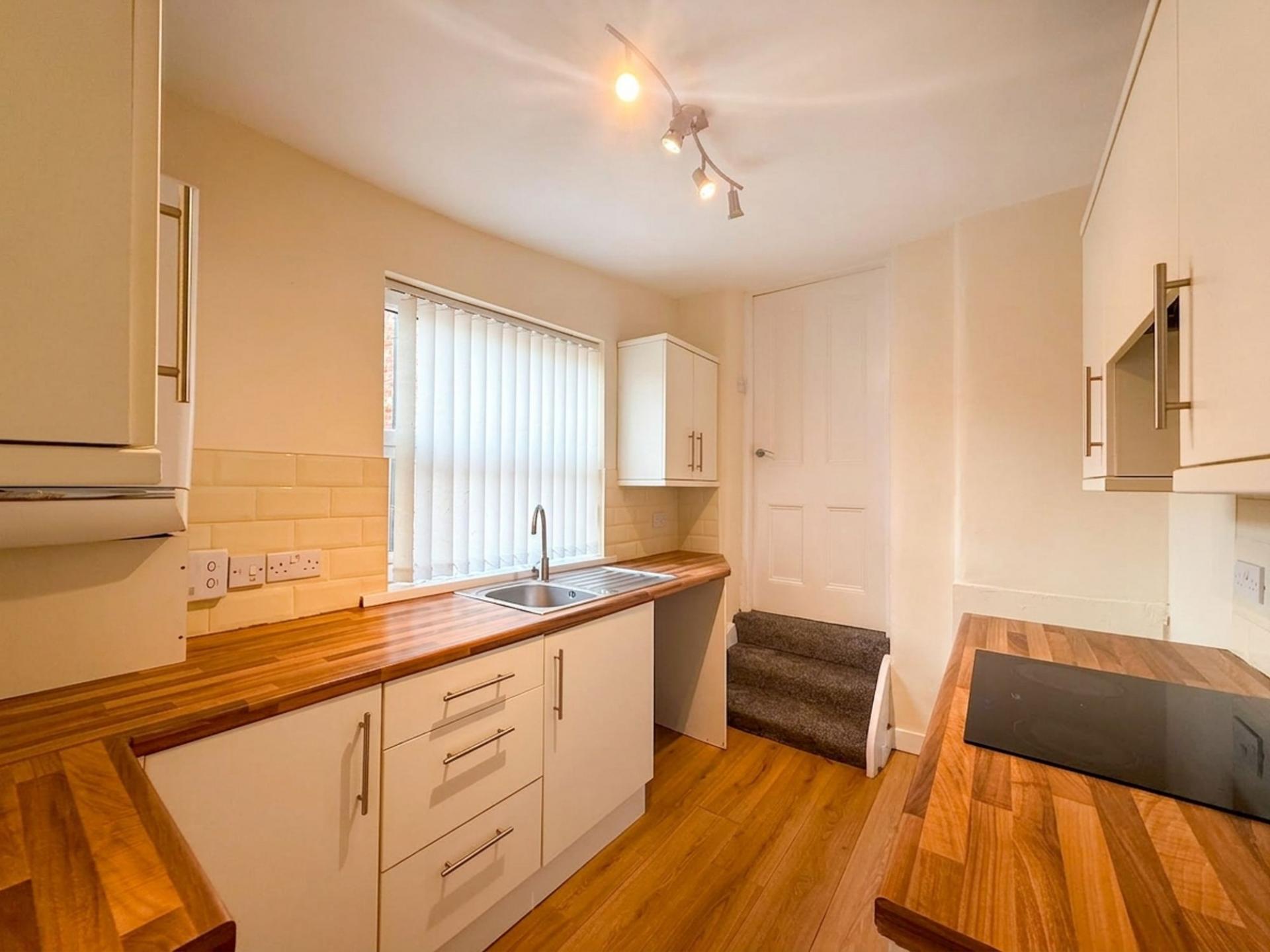 Flat Dunston Road in Whickham