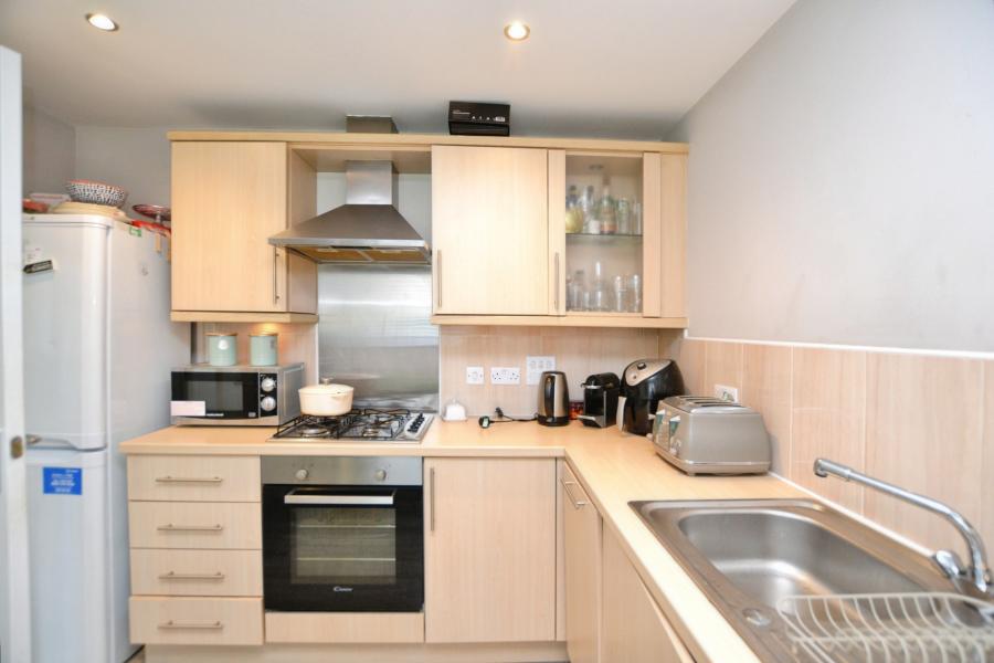 Flat Allanfield Place in City of Edinburgh