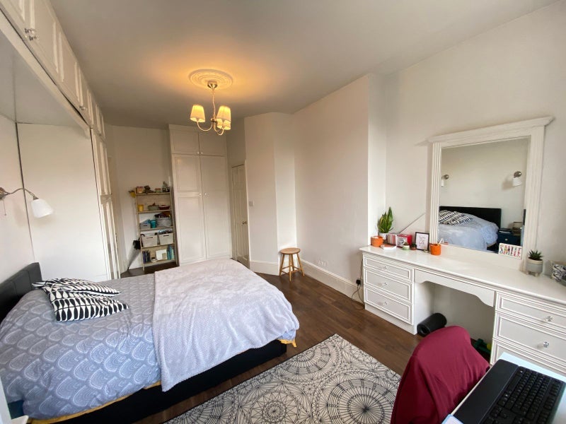 Room Argyle Road in Greater London