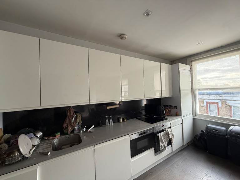 Flat Richmond Way in Greater London
