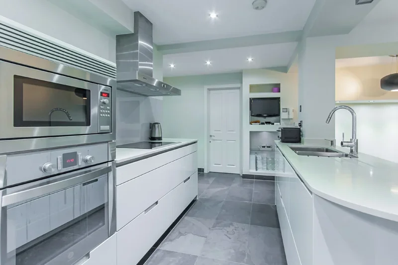 Flat Fawley Road in London