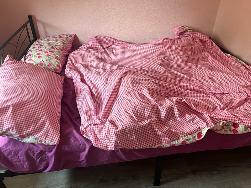 Room Broadcoombe in Greater London